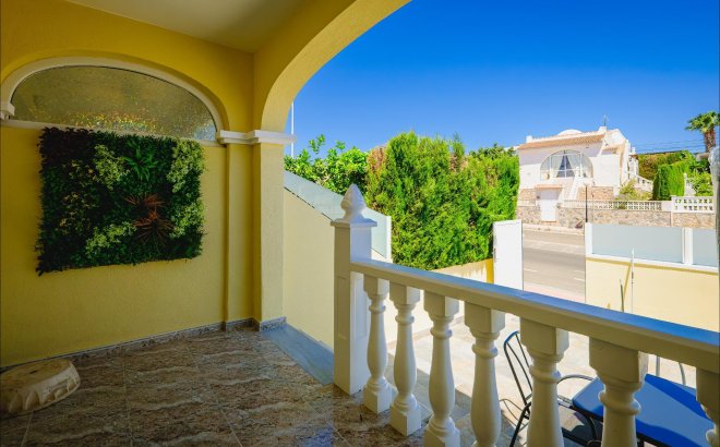 Resale - Town House -
Orihuela Costa - Las Filipinas