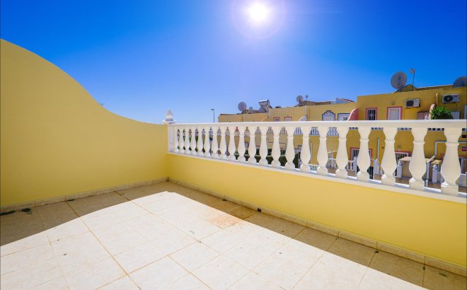 Resale - Town House -
Orihuela Costa - Las Filipinas