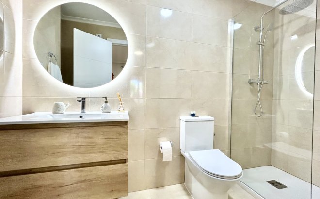 Resale - Apartment -
Villamartin - Costa Blanca