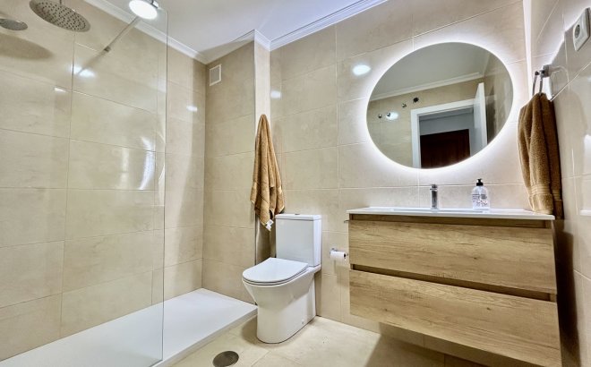Resale - Apartment -
Villamartin - Costa Blanca