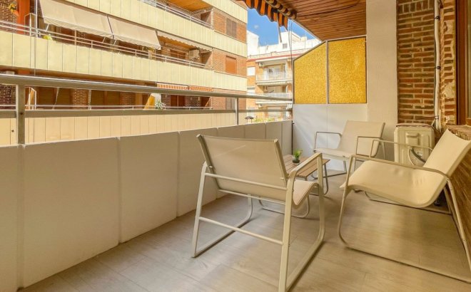 Resale - Apartment -
Torrevieja - Costa Blanca