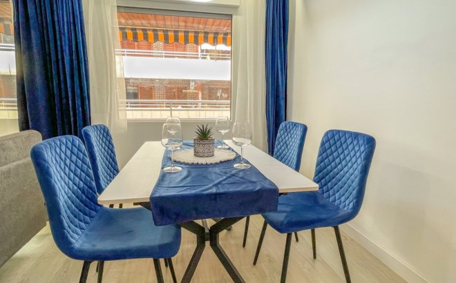 Resale - Apartment -
Torrevieja - Costa Blanca