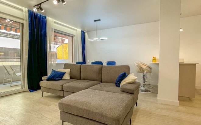 Resale - Apartment -
Torrevieja - Costa Blanca