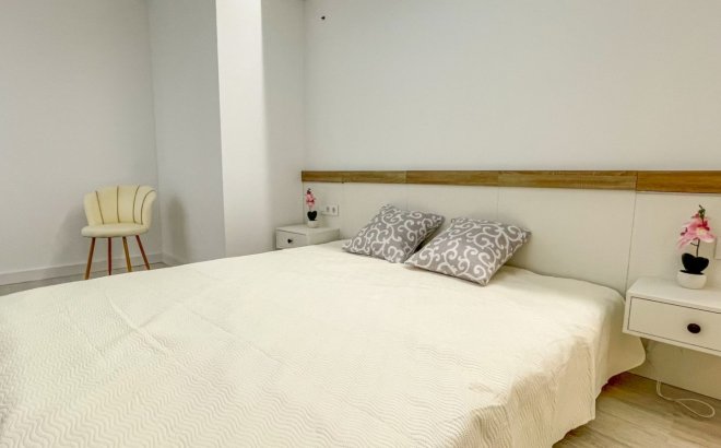 Resale - Apartment -
Torrevieja - Costa Blanca