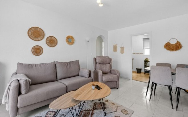 Resale - Apartment Penthouse -
Torrevieja - Jardin del Mar