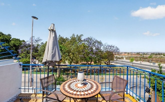 Resale - Apartment Penthouse -
Torrevieja - Jardin del Mar