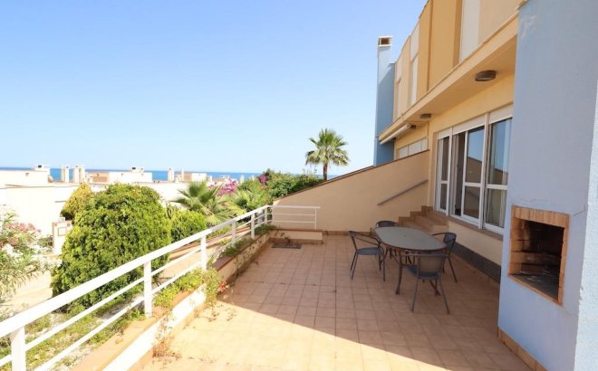 Resale - Town House -
Orihuela Costa - Costa Blanca