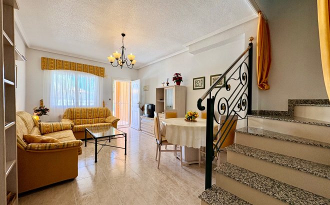 Herverkoop - Town House -
Rojales - Inland
