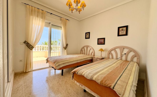 Herverkoop - Town House -
Rojales - Inland