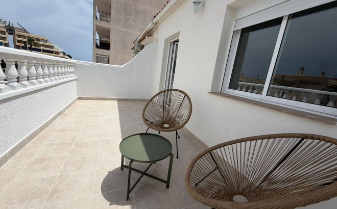 Revente - Town House -
Torrevieja - Sector 25
