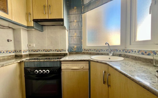 Resale - Apartment -
Torrevieja - Centro