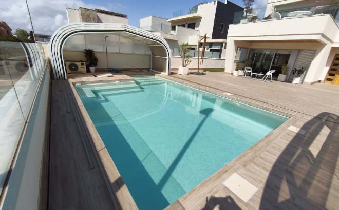 Resale - Villa -
Orihuela Costa - Costa Blanca