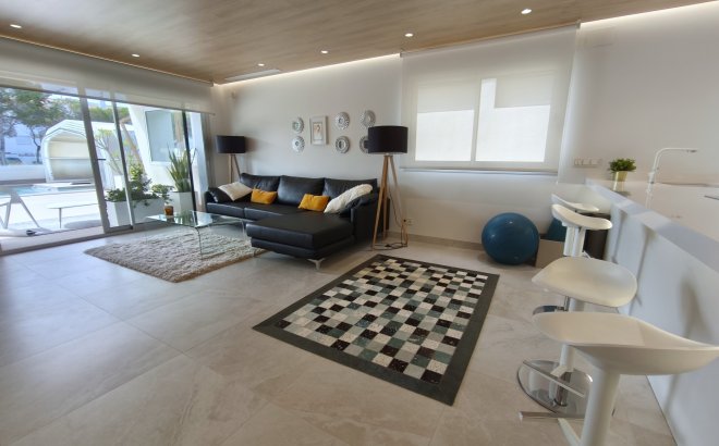 Resale - Villa -
Orihuela Costa - Costa Blanca