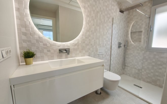 Resale - Villa -
Orihuela Costa - Costa Blanca