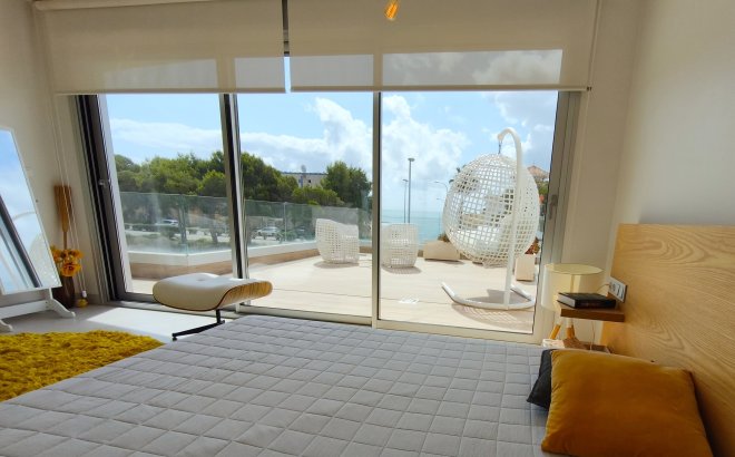 Resale - Villa -
Orihuela Costa - Costa Blanca