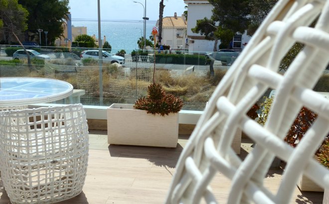 Resale - Villa -
Orihuela Costa - Costa Blanca