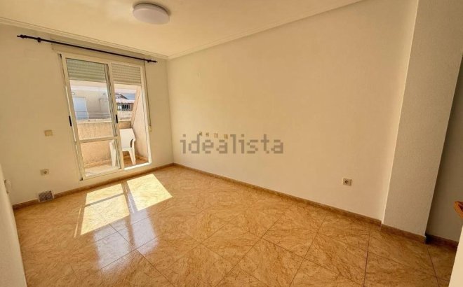Resale - Penthouse -
Torrevieja - El Molino