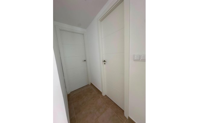 Resale - Bungalow -
Torrevieja - La Siesta - El Salado - Torreta