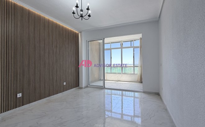Resale - Apartment -
Torrevieja - Costa Blanca