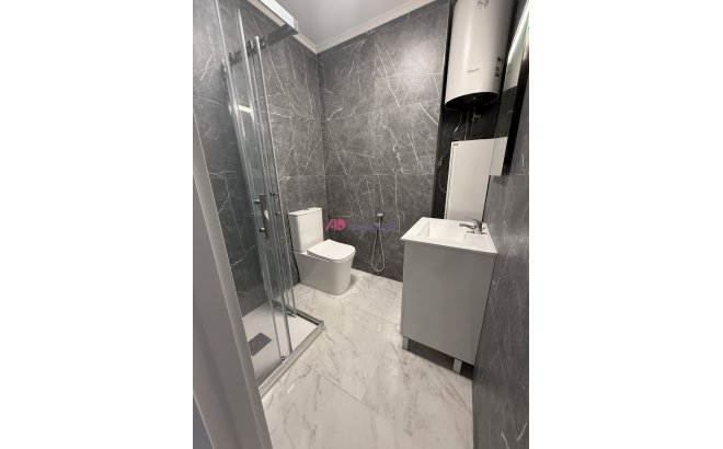 Resale - Apartment -
Torrevieja - Costa Blanca