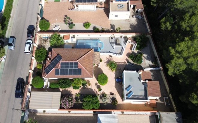 Revente - Villa -
Pinar de Campoverde - Inland