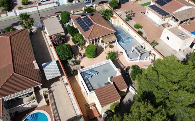 Revente - Villa -
Pinar de Campoverde - Inland