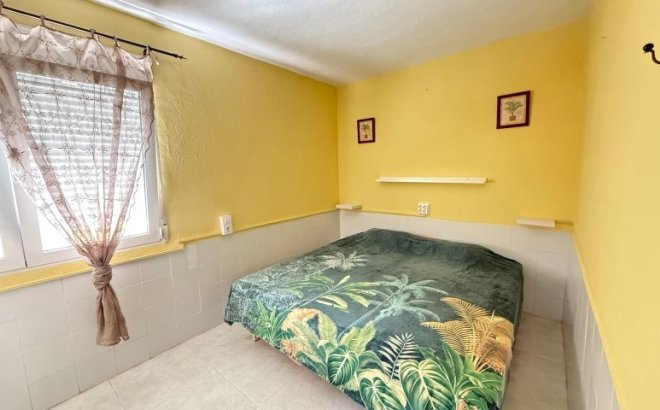 Revente - Villa -
Pinar de Campoverde - Inland