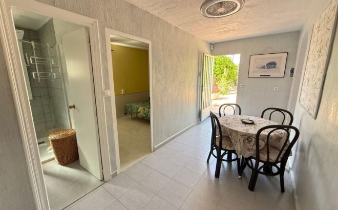 Revente - Villa -
Pinar de Campoverde - Inland
