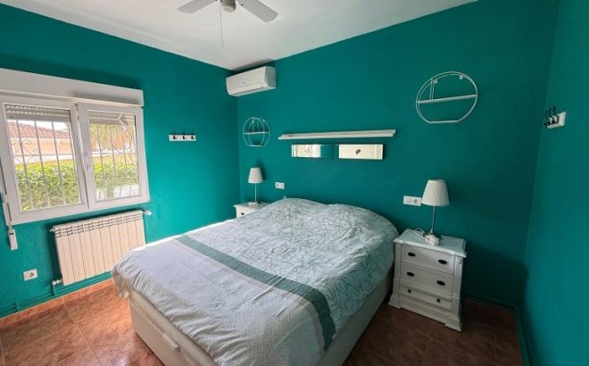 Revente - Villa -
Pinar de Campoverde - Inland