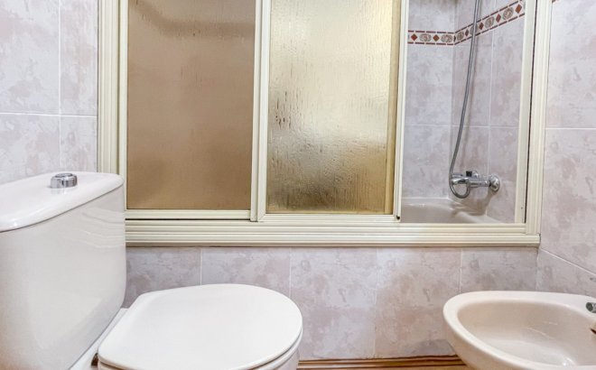 Resale - Apartment -
Torrevieja - Costa Blanca