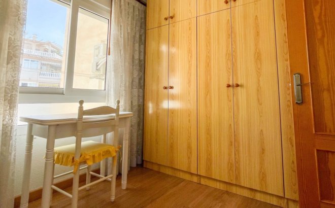 Resale - Apartment -
Torrevieja - Costa Blanca
