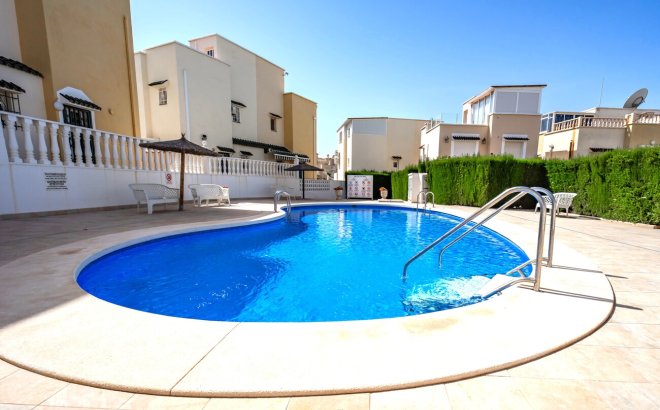 Resale - Semi Detached -
Los Altos - Res Valle de los pinos