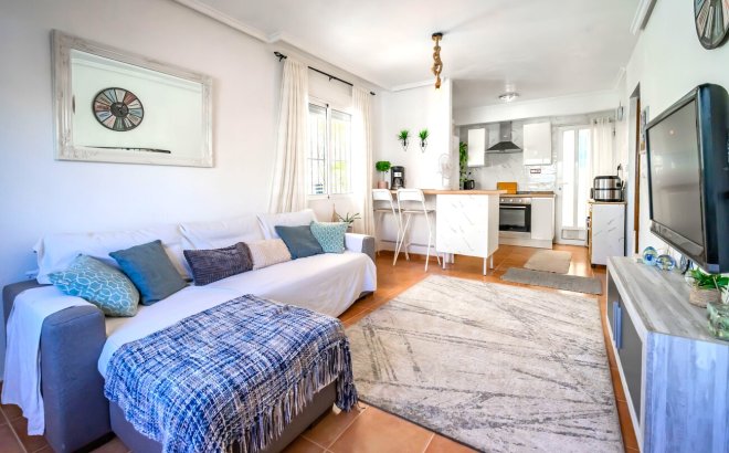 Resale - Semi Detached -
Los Altos - Res Valle de los pinos