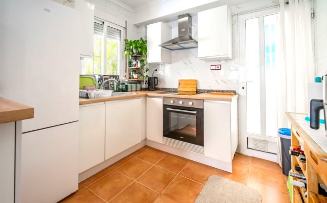 Resale - Semi Detached -
Los Altos - Res Valle de los pinos