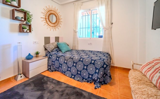 Resale - Semi Detached -
Los Altos - Res Valle de los pinos