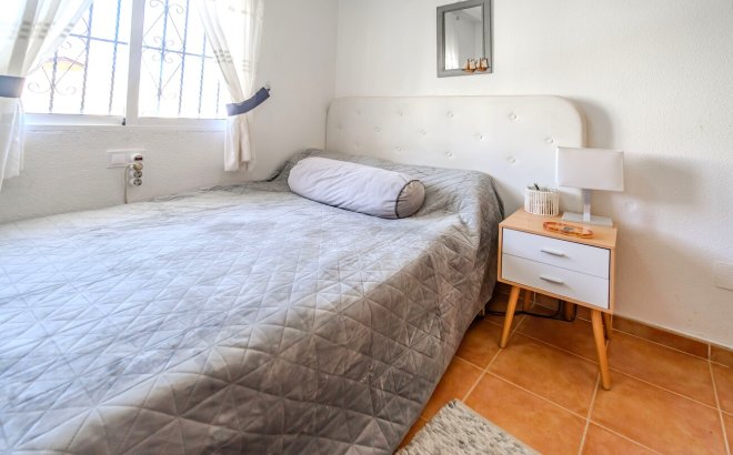 Resale - Semi Detached -
Los Altos - Res Valle de los pinos
