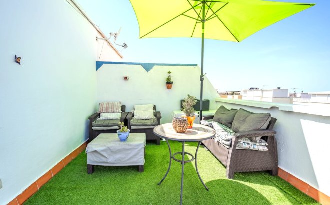 Resale - Semi Detached -
Los Altos - Res Valle de los pinos