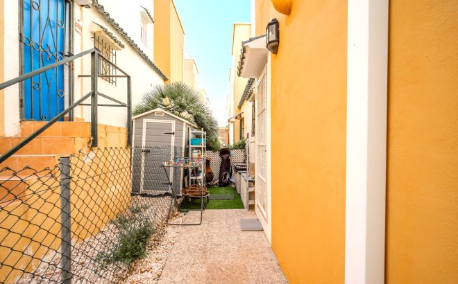 Resale - Semi Detached -
Los Altos - Res Valle de los pinos