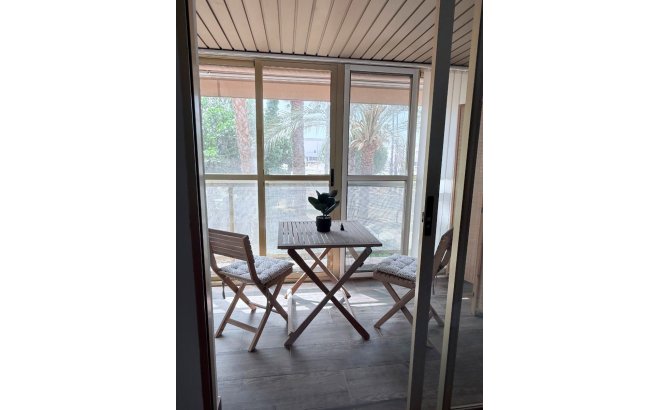 Resale - Apartment -
Torrevieja - Costa Blanca