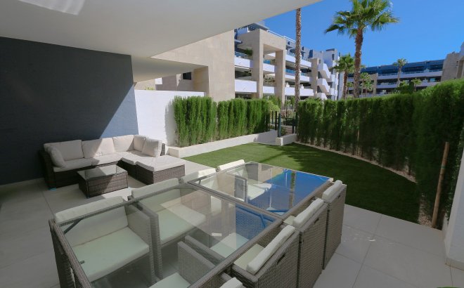 Resale - Apartment -
Playa Flamenca - Costa Blanca