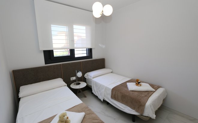Resale - Apartment -
Playa Flamenca - Costa Blanca