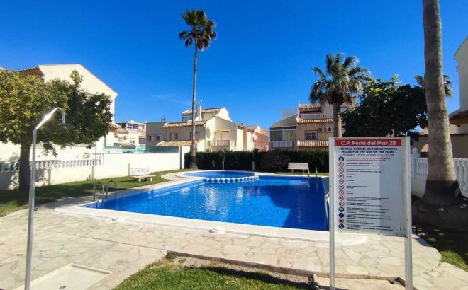 Resale - Town House -
Playa Flamenca - Costa Blanca
