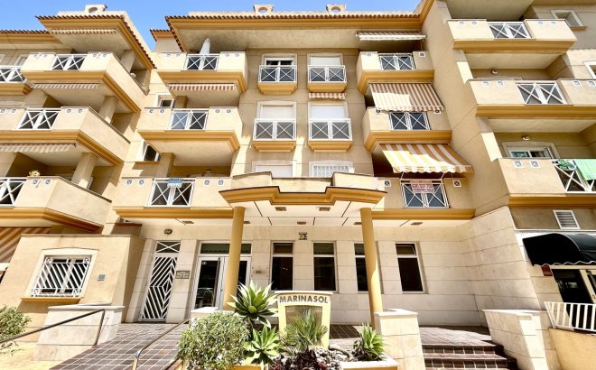 Resale - Apartment -
Cabo Roig - Costa Blanca