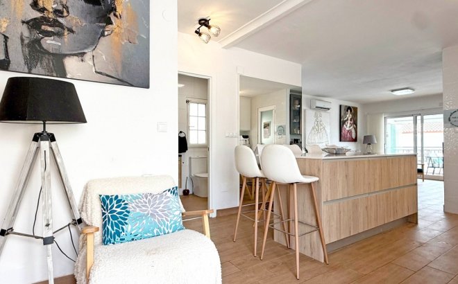 Revente - Villa -
Orihuela Costa - Costa Blanca