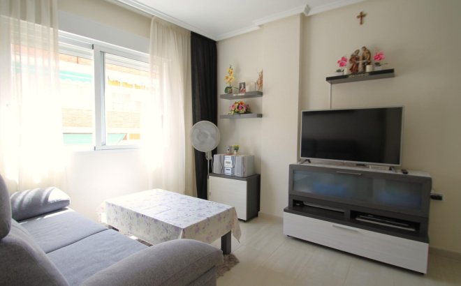Resale - Apartment -
Torrevieja - El Molino