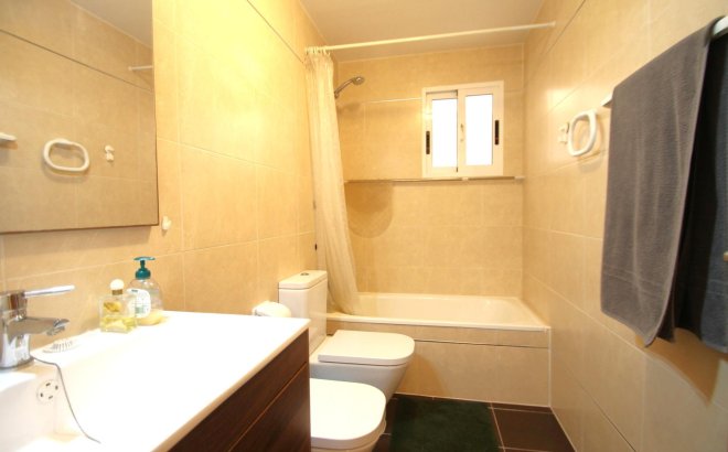 Resale - Apartment -
Torrevieja - El Molino