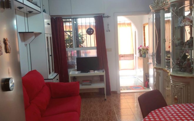 Resale - Bungalow -
Torrevieja - Los Balcones