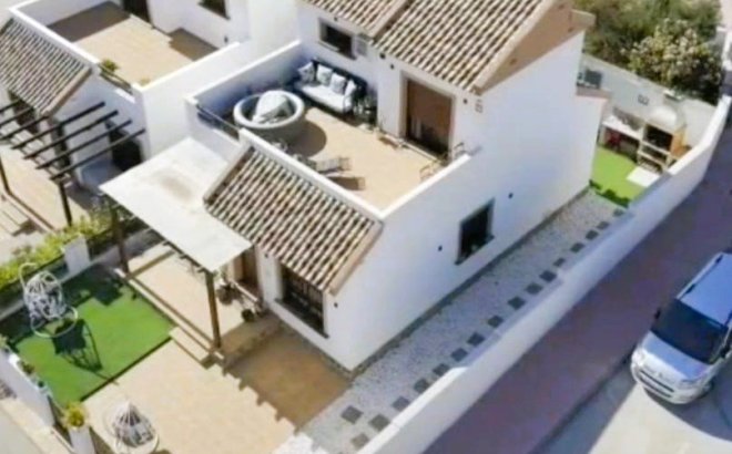 Resale - Villa -
Ciudad Quesada - Costa Blanca