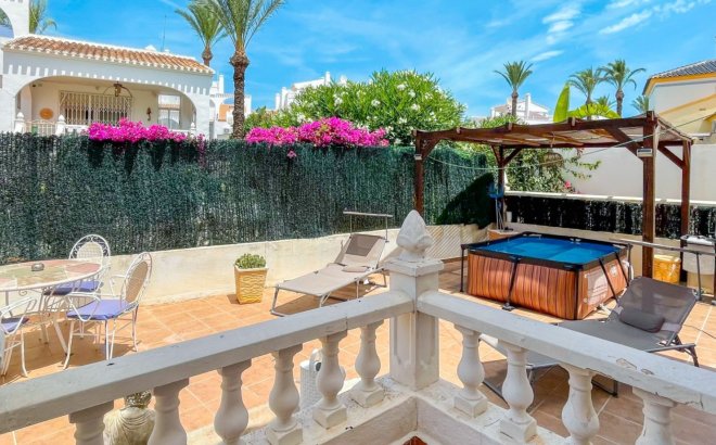 Revente - Town House -
Orihuela Costa - Costa Blanca