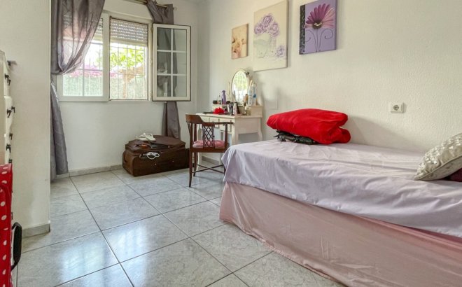 Revente - Town House -
Orihuela Costa - Costa Blanca